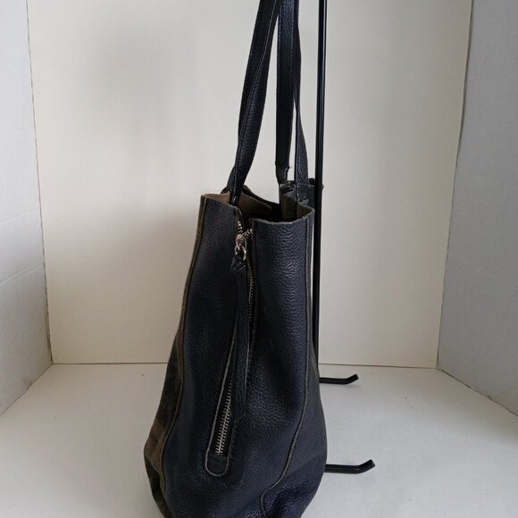 Sanctuary Camouflage Tote Bag - Picture 5 of 16